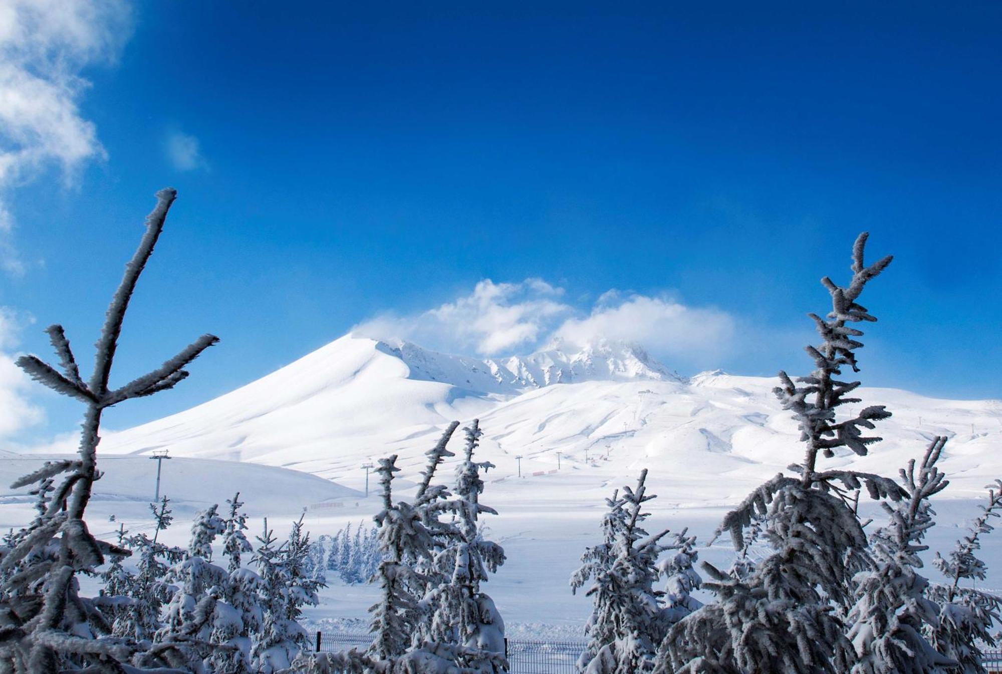 Radisson Blu Hotel, Mount Erciyes מראה חיצוני תמונה